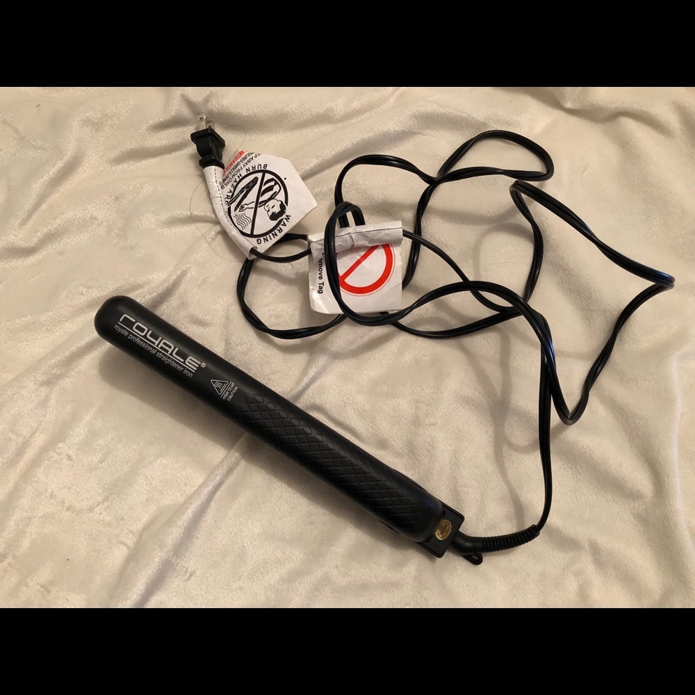 Royal Straightener